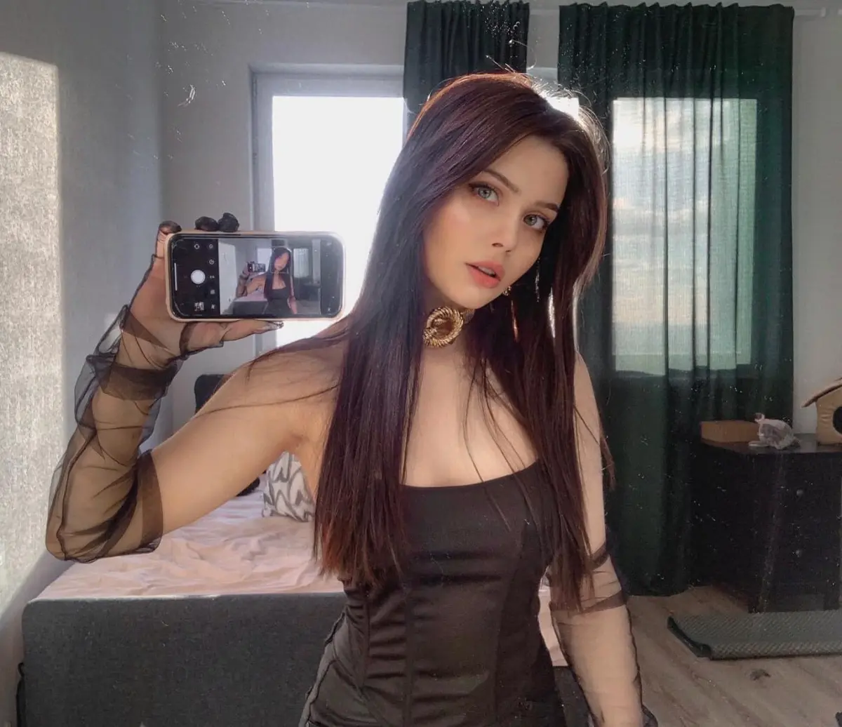 Alina profile in Dubai
