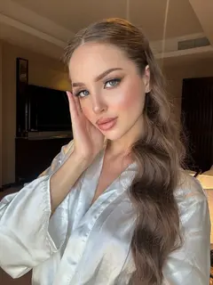 Anna profile in Dubai