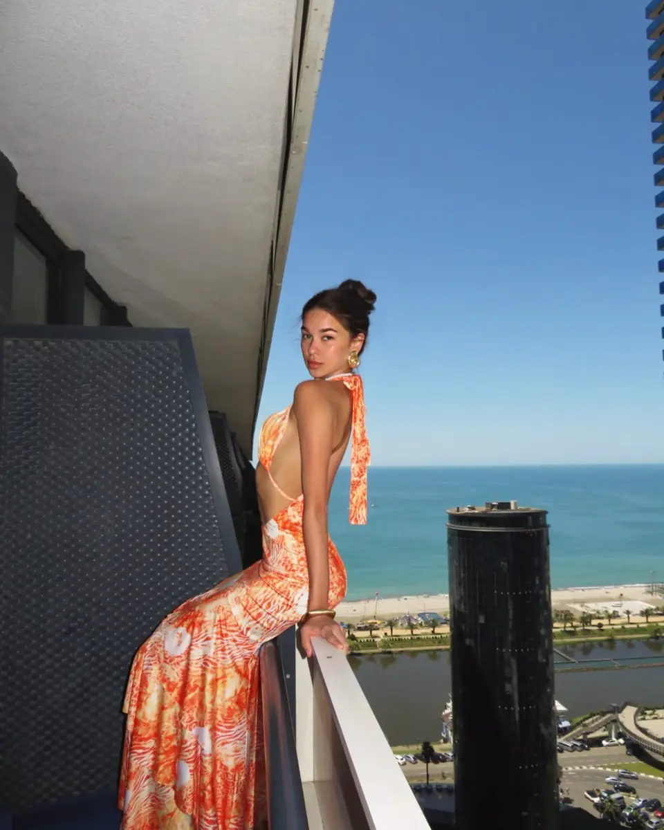 Clara profile in Dubai