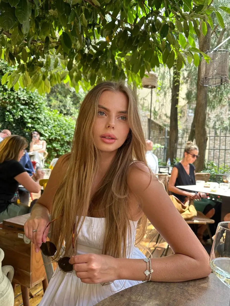 Elena profile in Dubai