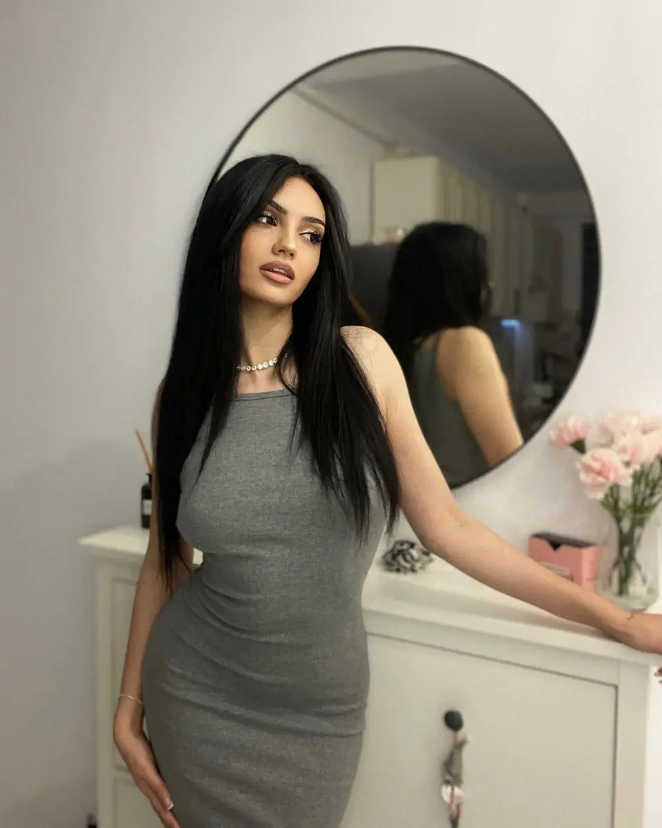 Felicia profile in Dubai