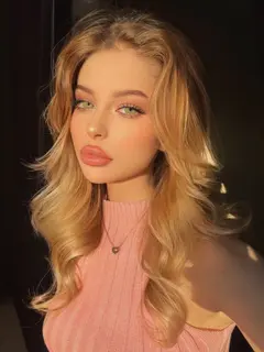 Inga profile in Dubai