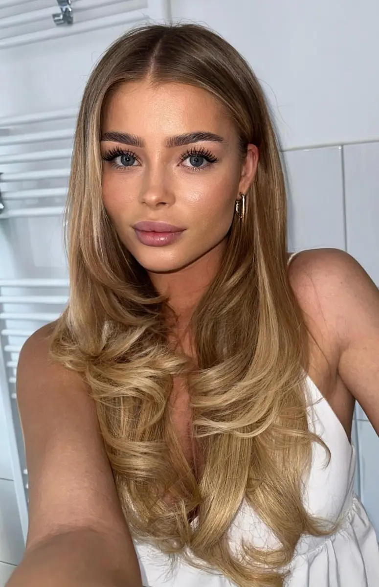 Isabella profile in Dubai