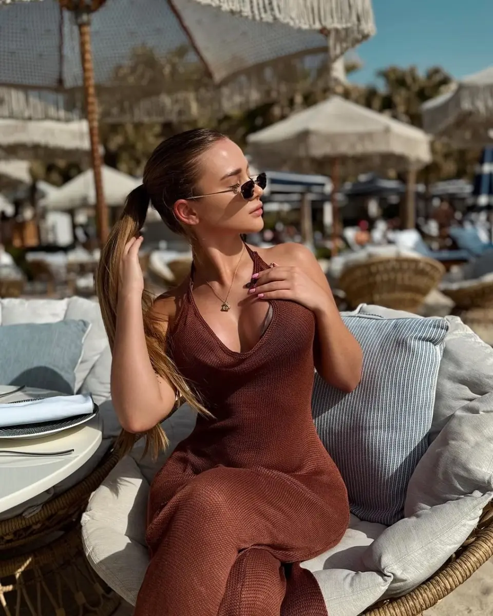 Lia profile in Dubai