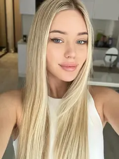 Lily profile in Dubai