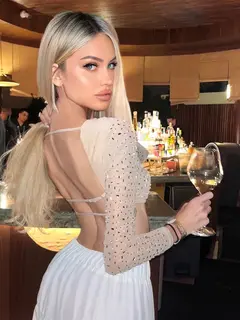 Nina profile in Dubai