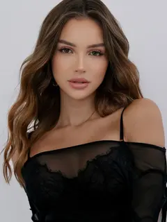Sophie profile in Dubai